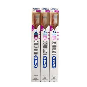 Lot of 3 Vintage 1993 Oral-B Toothbrush 40 Soft Straight Advantage USA Pink